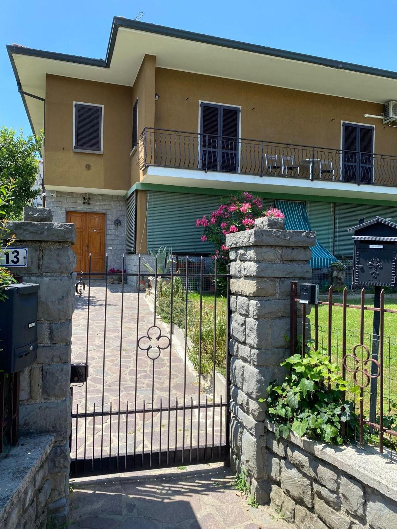 Casa Vacanze Mari, פאראטיקו מראה חיצוני תמונה